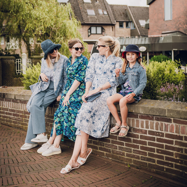 Viscose Satin fabrik Blumen Königsblau