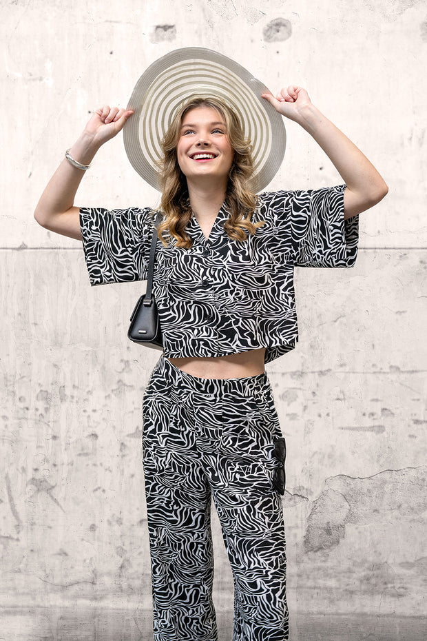 Woven Viscose Linen fabric Zebras Black