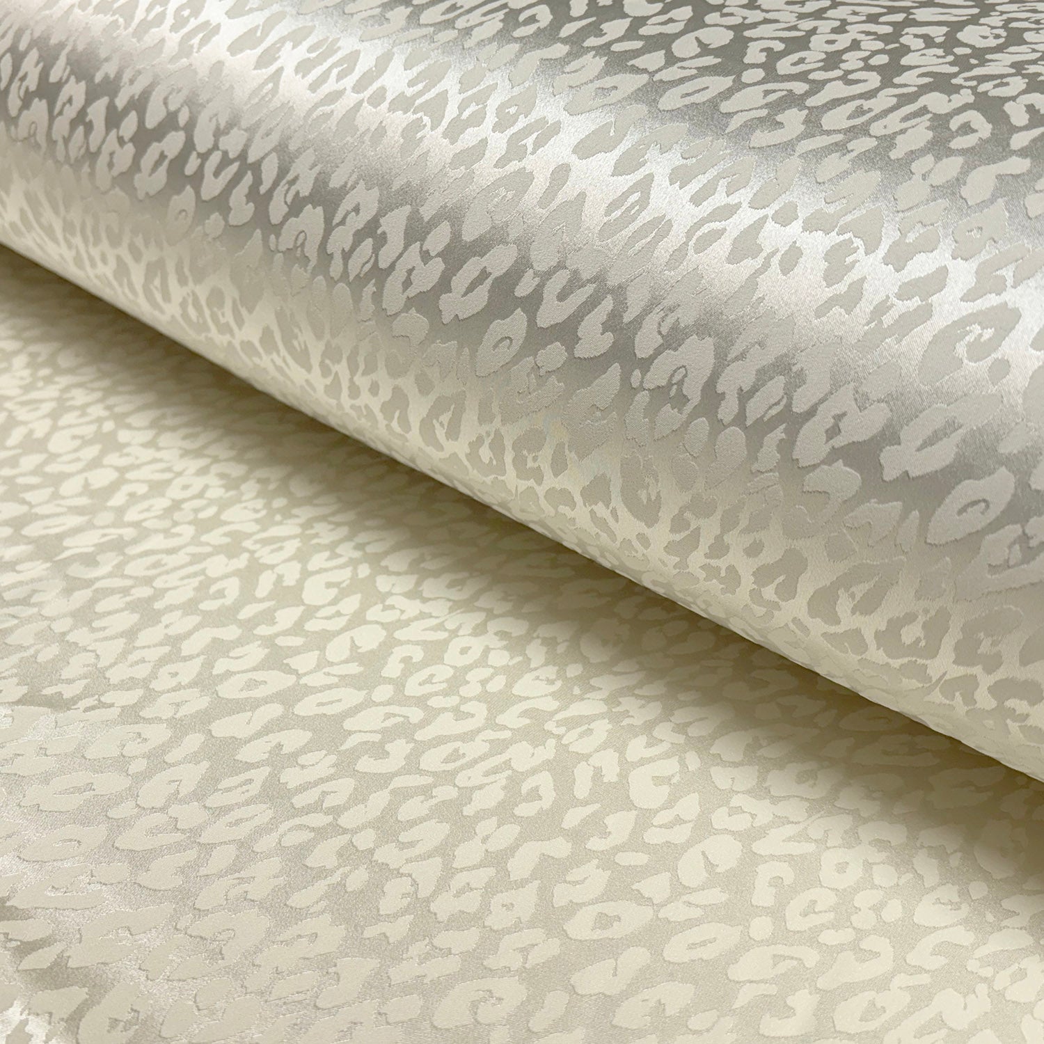 Satin Jacquard fabric Unicolour Off White | Wholesale fabrics ...
