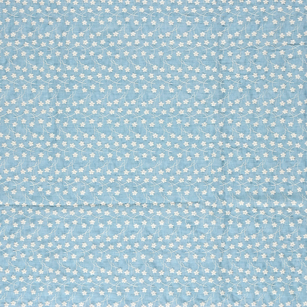 Dentelle tissu Bleu ciel 