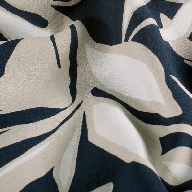 Viscose Nylon Crepe tela Flores Azul marino