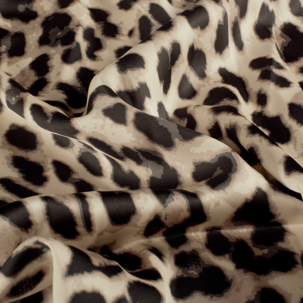 Satén Duchesse tela Leopardos Beis